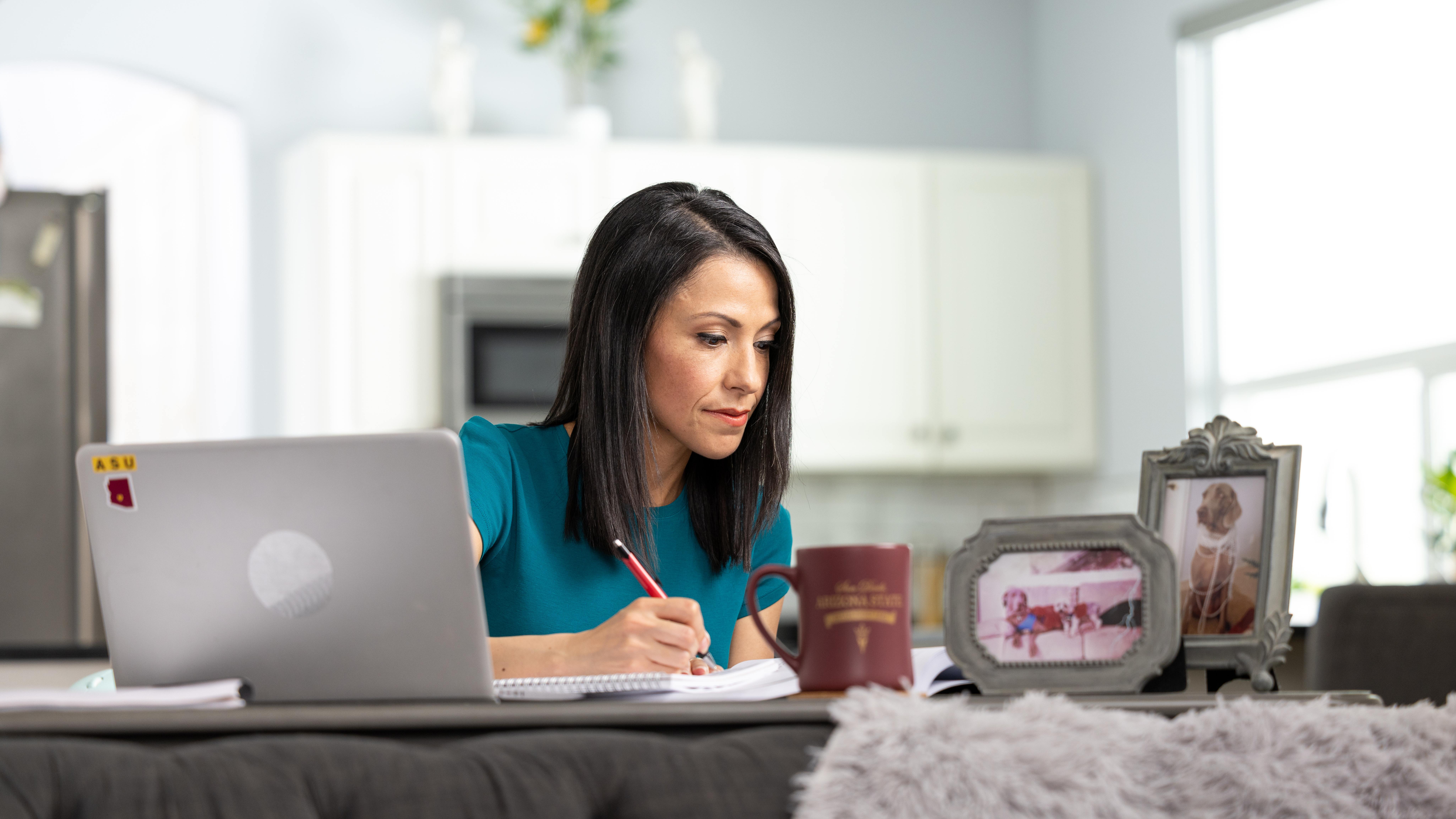 Online student studies at home