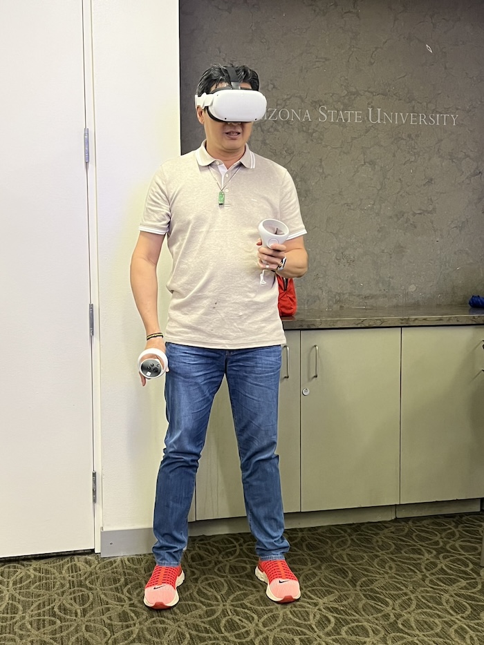 Yu-Liang (Aldy) Chang trying out VR. Photo by Peifen Chen.